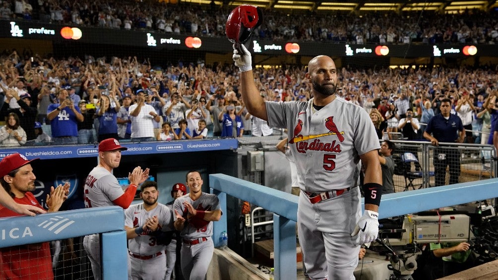 MLB: Albert Pujols se unió al selecto club de los 700 jonrones