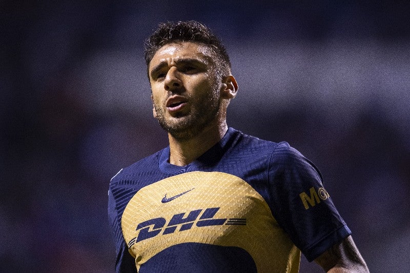 Toto Salvio con Pumas