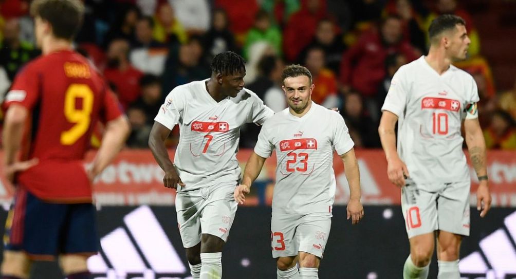 Jugadores de Suiza festejando un gol