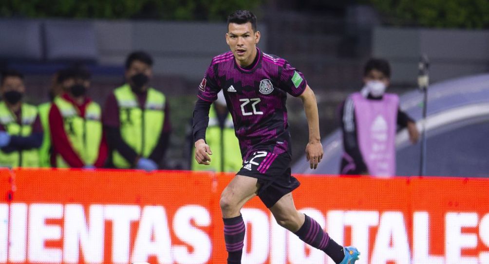 Hirving Lozano durante un partido de la Selección Mexicana