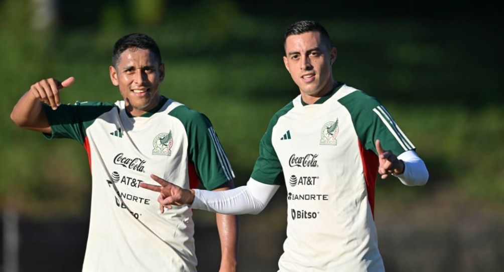 Funes Mori y Romo entrenando con México