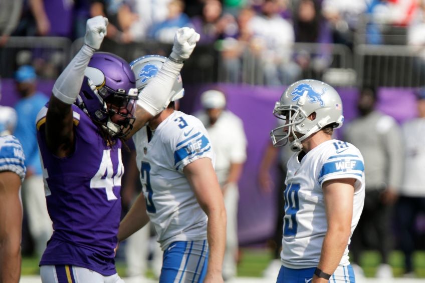 Josh Metellus durante un partido de los Vikings