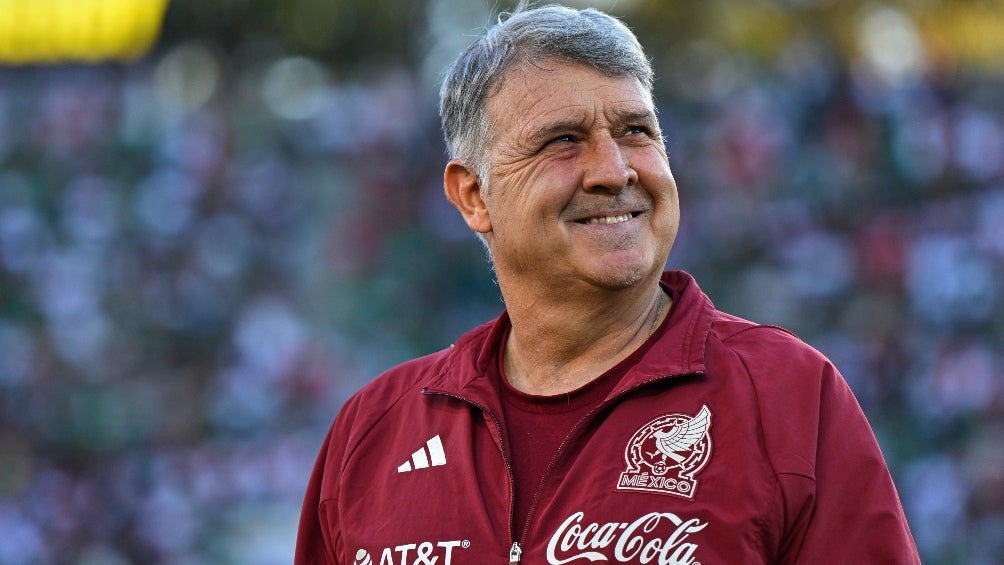 Tata Martino en un partido del Tricolor