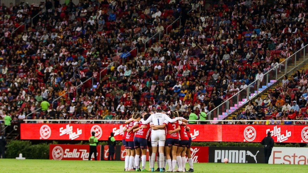 Afición de Chivas en un partido 