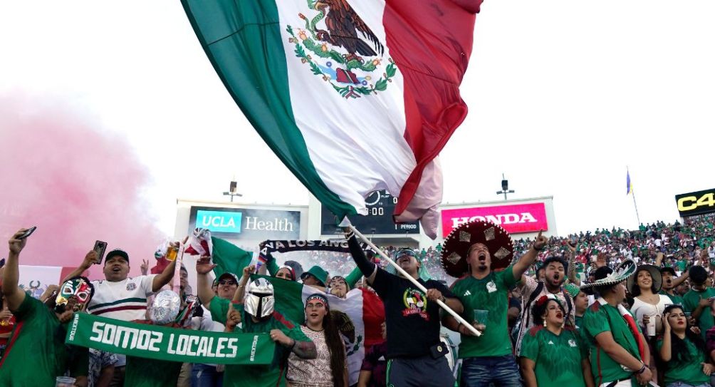 Aficionados de México durante un partido