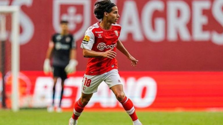 Lainez con el Braga