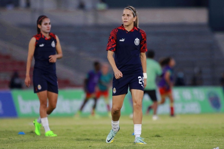 Licha Cervantes en un partido de Chivas Femenil