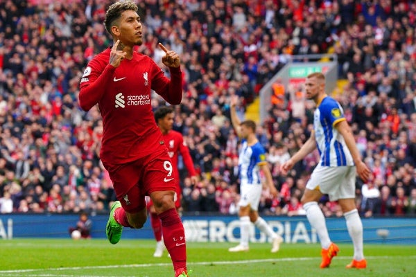 Roberto Firmino firmó su doblete en el duelo