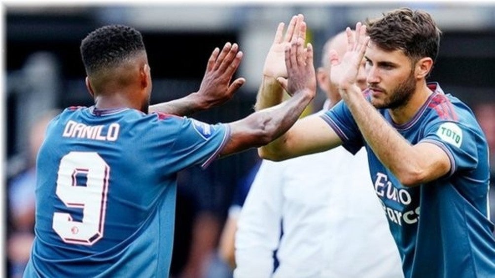 Santi Giménez con el Feyenoord