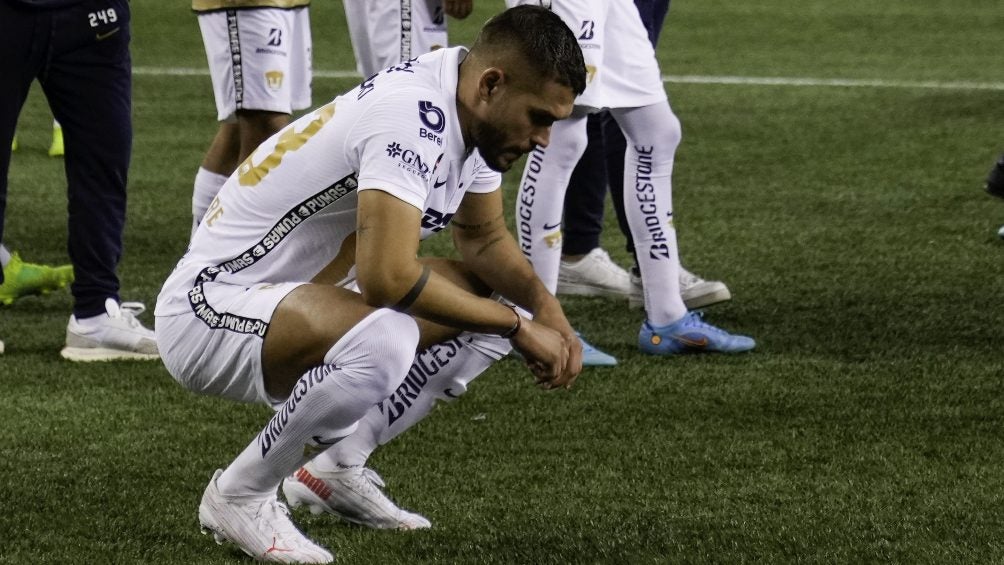 Nicolás Freire en lamento con Pumas