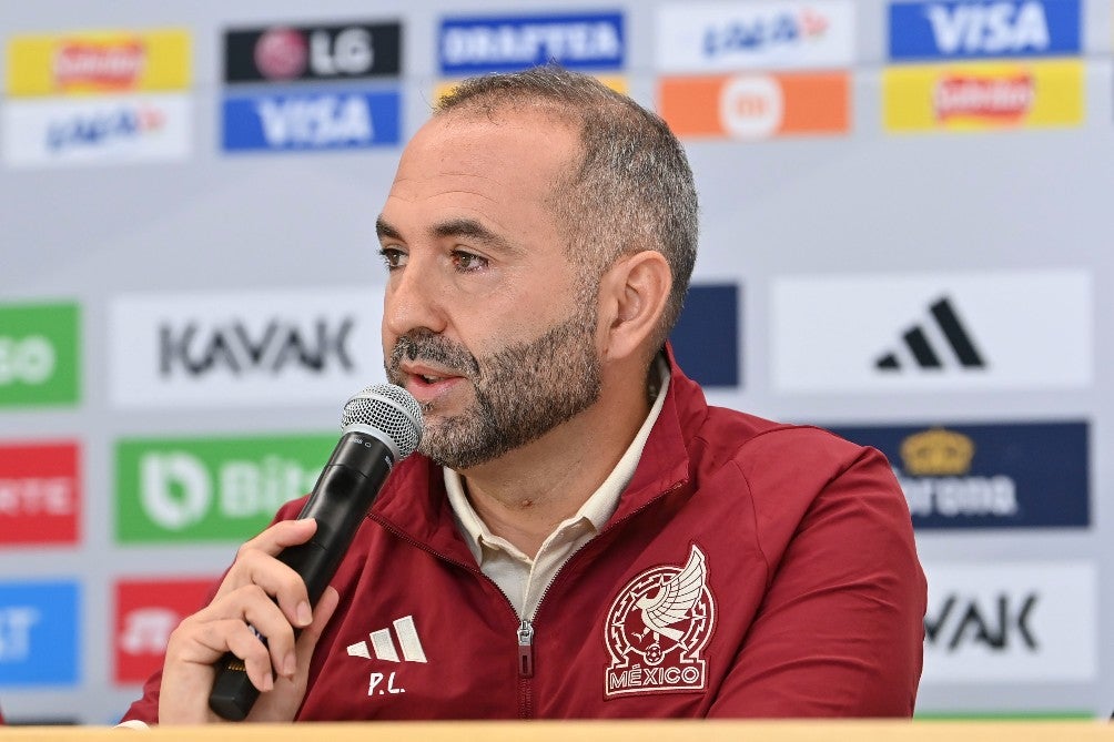 Pedro López en conferencia de prensa