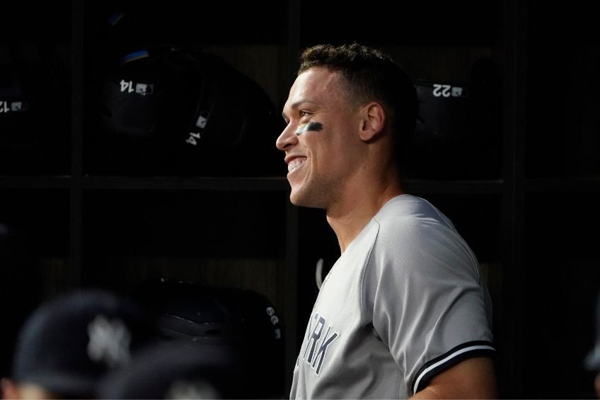 Aaron Judge durante un partido de los Yankees