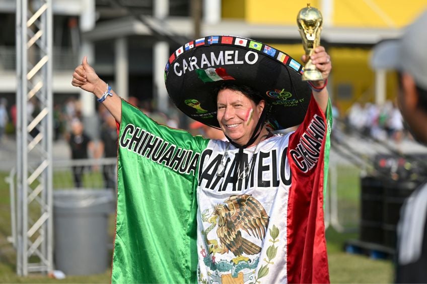 Caramelo, aficionado mexicano, previo a un partido