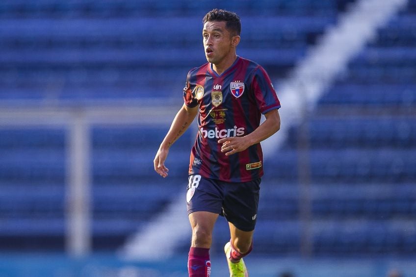 Hobbit Bermúdez durante un partido del Atlante