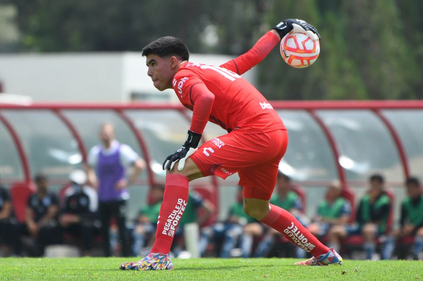 Luis Ronaldo Jiménez durante un partido de Pachuca