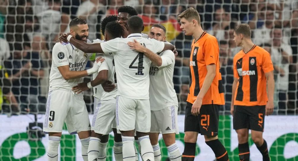 Jugadores del Real Madrid festejando un gol