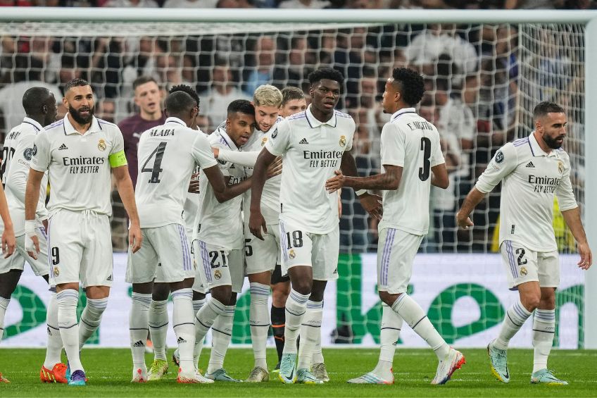 Jugadores del Real Madrid festejando un gol