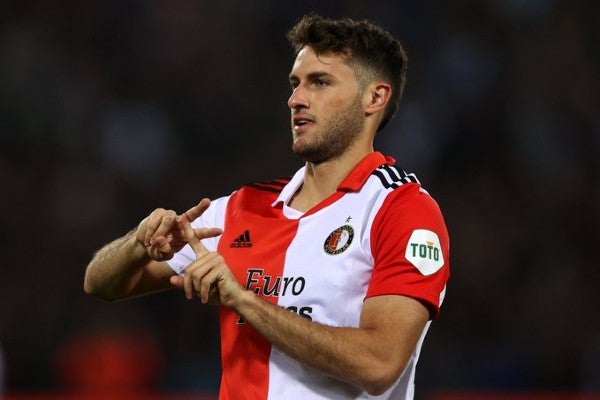 Santiago Giménez celebra con Feyenoord