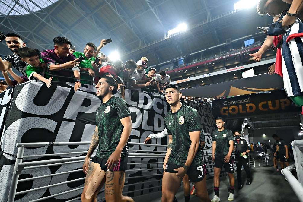 Alan Pulido con la Selección Mexicano