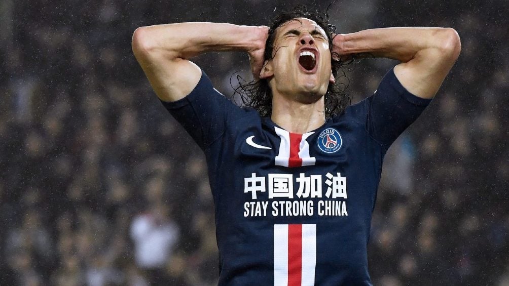 Edinson Cavani con el PSG