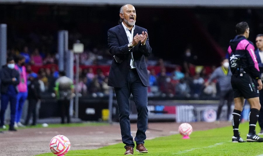 Raúl Gutiérrez en juego de Cruz Azul