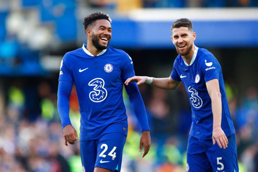 Reece James y Jorginho tras un partido