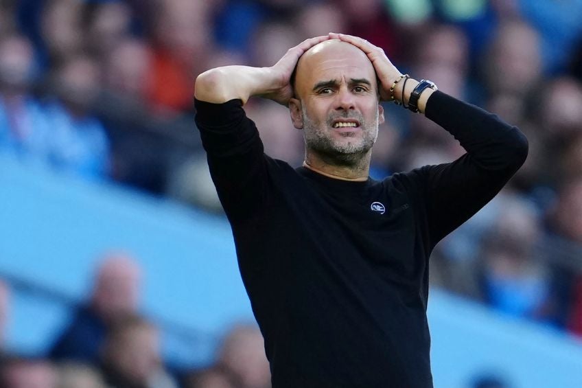 Pep Guardiola en un partido del Manchester City