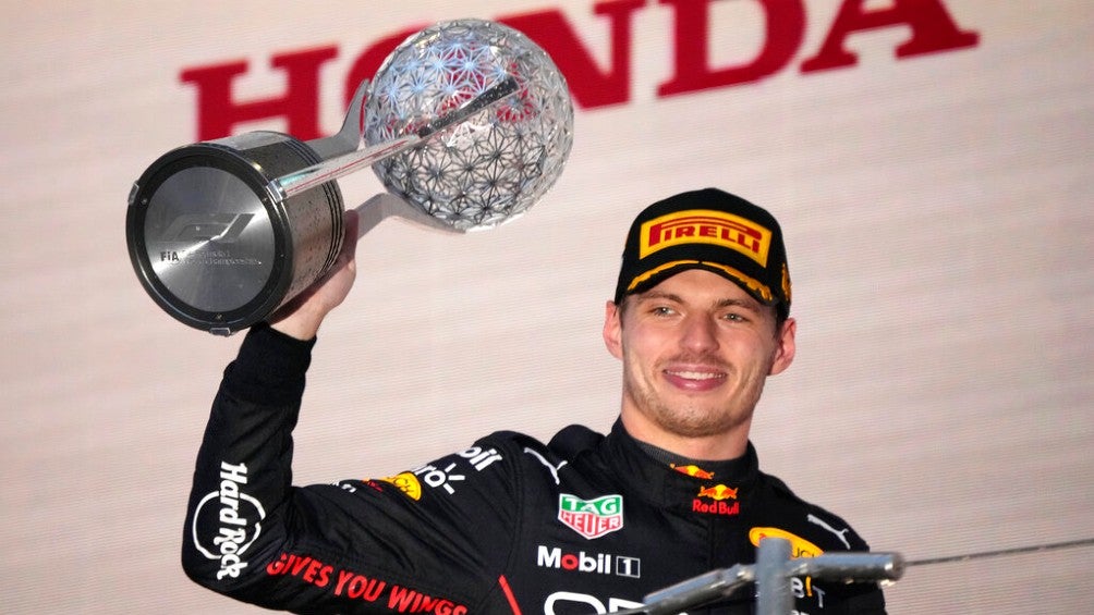 Max Verstappen se coronó en el GP de Japón