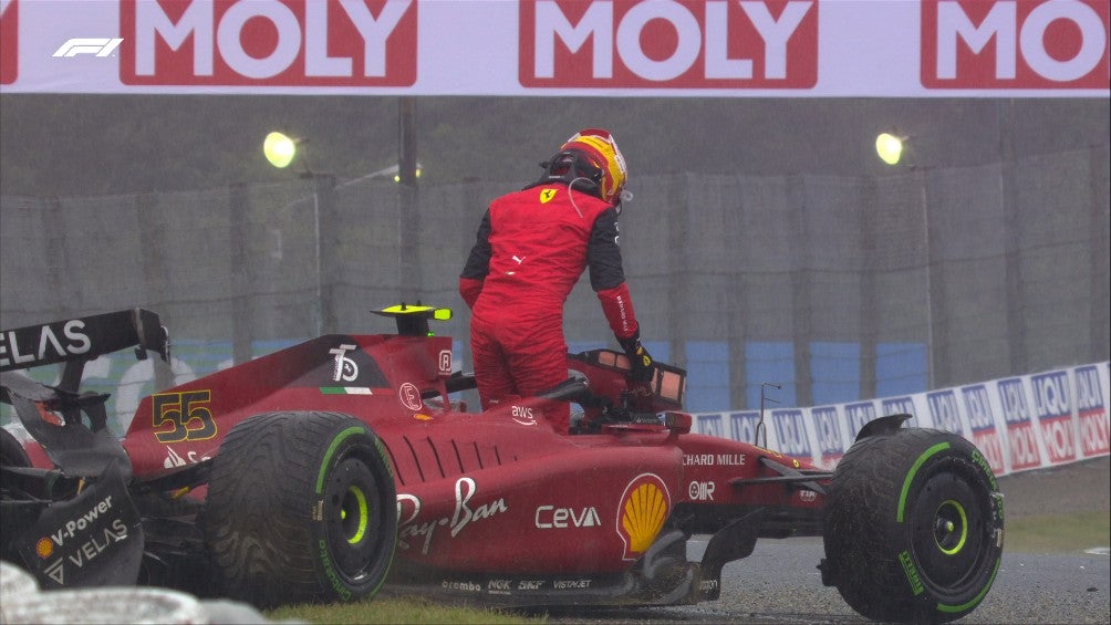 Carlos Sainz se estrelló y quedó fuera del GP de Japón