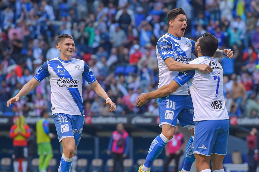 Israel Reyes tras un partido del Puebla