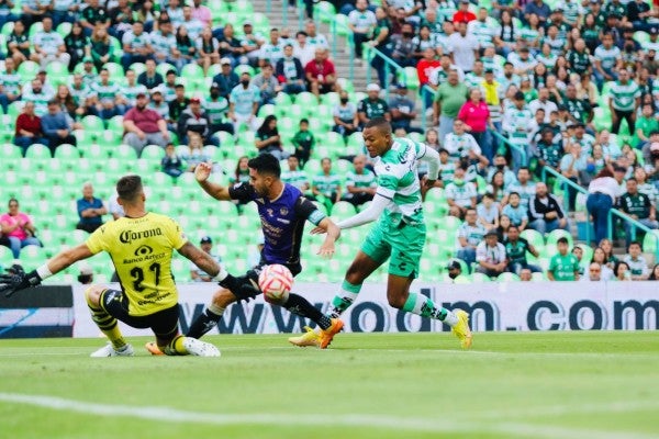 Santos vs Mazatlán en la Jornada 17 del AP22