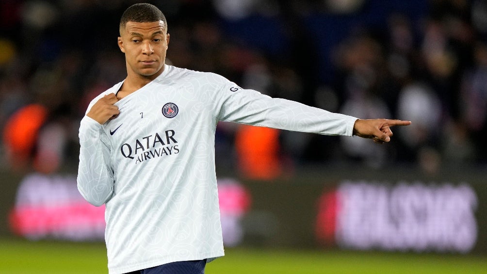 Mbappé en un partido con el PSG 