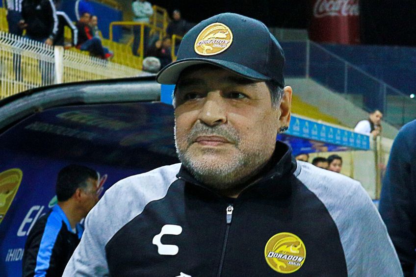 Diego Maradona durante un partido de Dorados