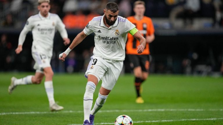 Benzema en juego ante el Shakhtar