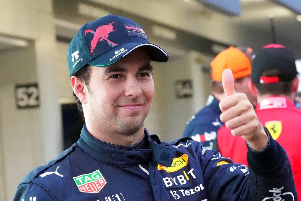 Checo Pérez disfruta de sus vacaciones