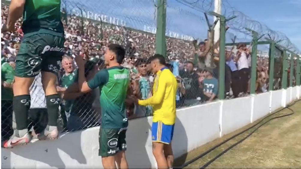 Jugadores de Sarmiento intentaron calmar los ánimos