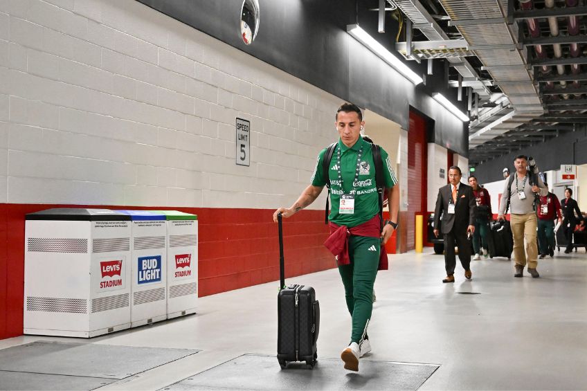 Andrés Guardado previo a un partido de México