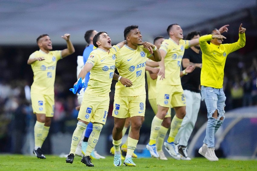 América en celebración de gol