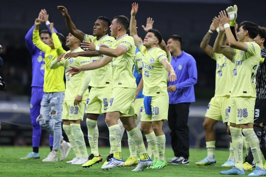 América en celebración de gol