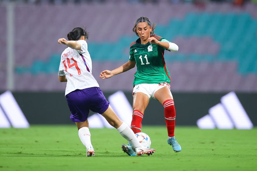 Valerie Vargas durante un partido de México