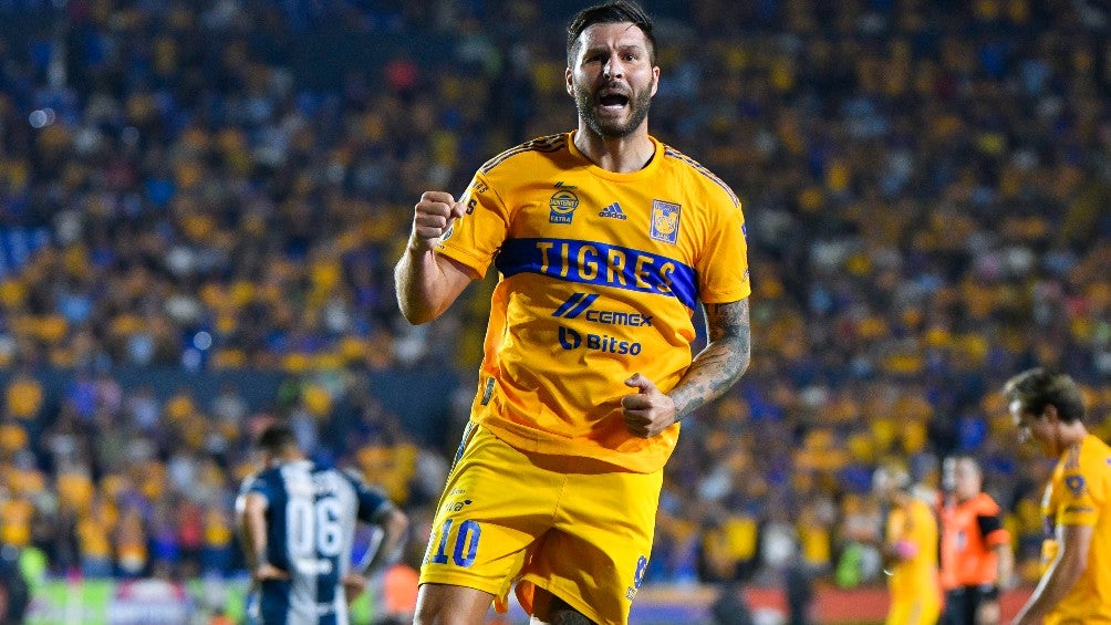 Gignac celebra su gol 29 con Tigres en liguillas