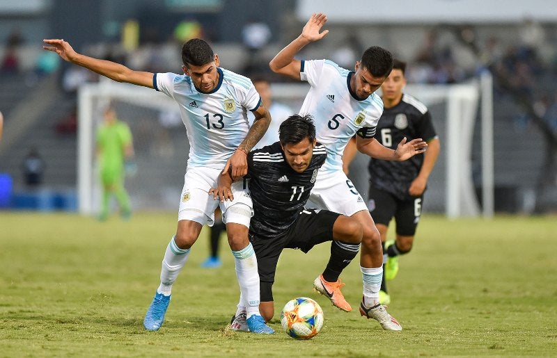 Romero en acción ante México con la Sub 22