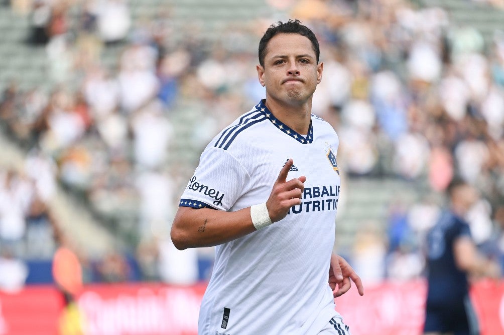 Chicharito Hernández en partido con el Galaxy