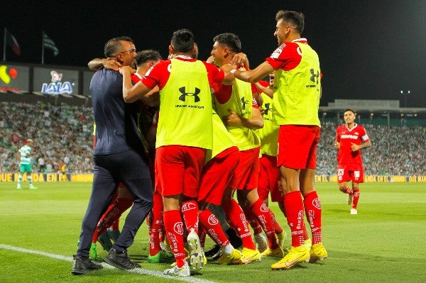 Toluca celebra ante Santos en la Vuelta de los Cuartos de Final