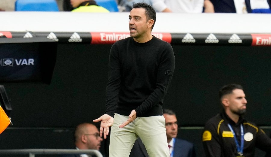 Xavi Hernández durante el Clásico