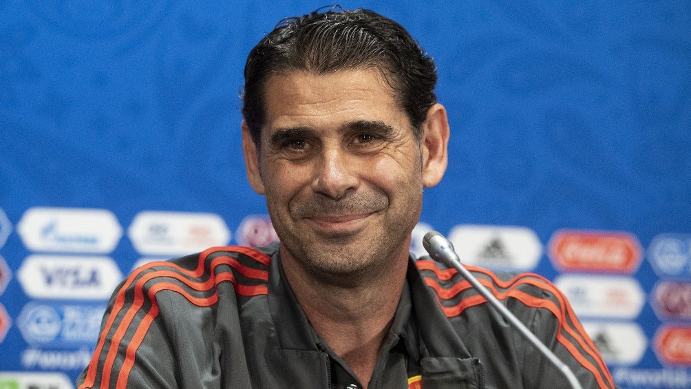 Fernando Hierro, nuevo director deportivo de Chivas