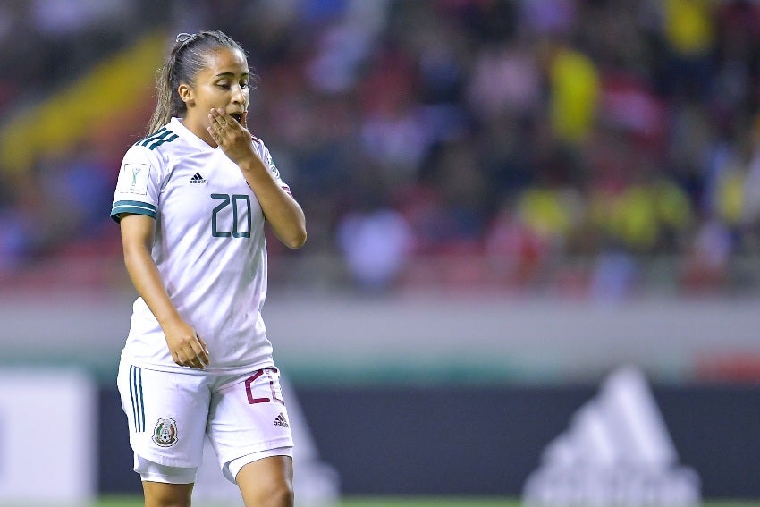 Paola Chavero en el Mundial con el Tri