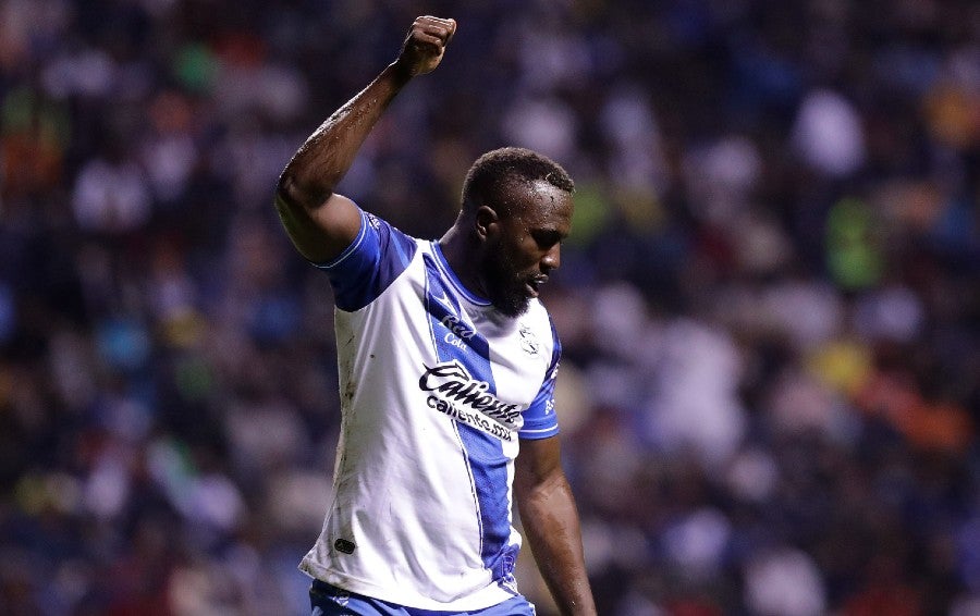 Jozy con el Puebla