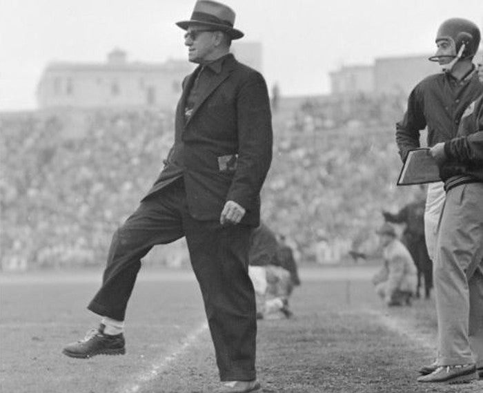 George Halas en juego con Chicago Bears