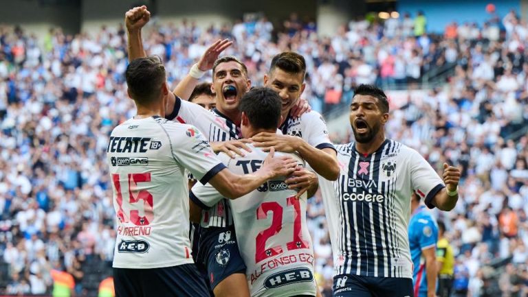 Rayados en festejo de gol